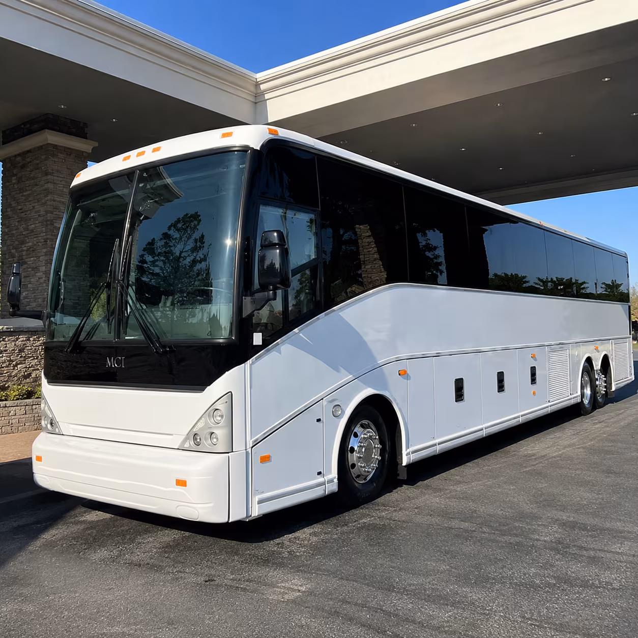 joint base charleston shuttle buses for personnel transfers and unit moves