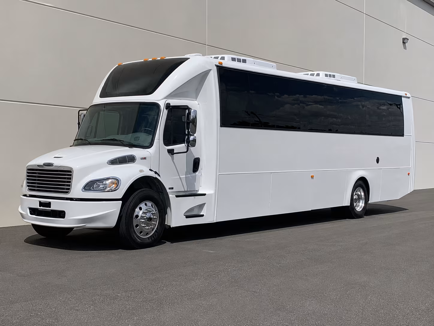 mount pleasant holiday party bus rental