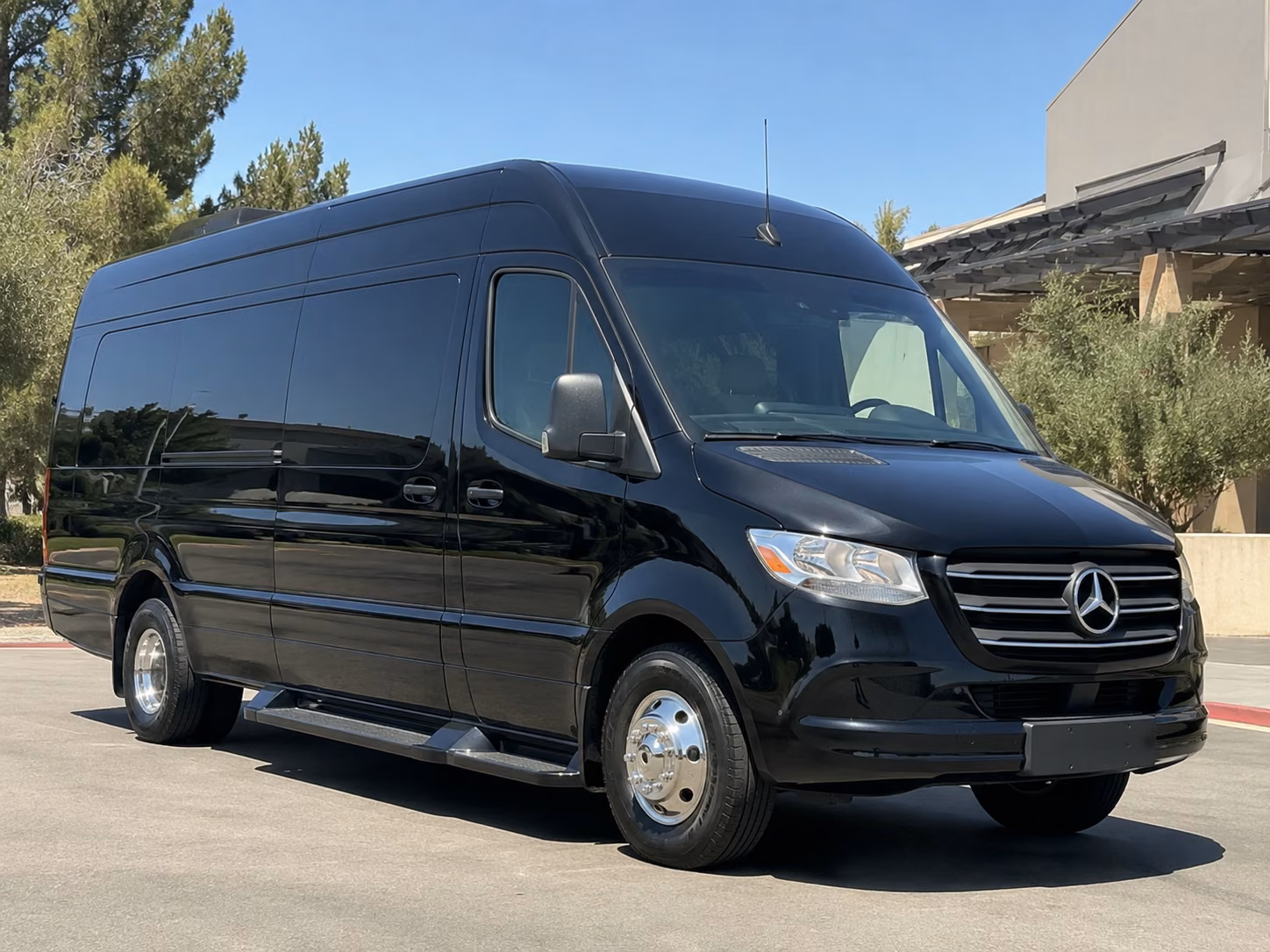 Mount Pleasant Wine Tour & Brewery Transportation
